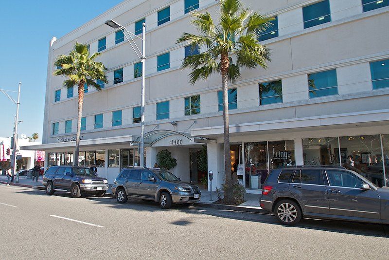 iGlow Med Spa in Beverly Hills, CA