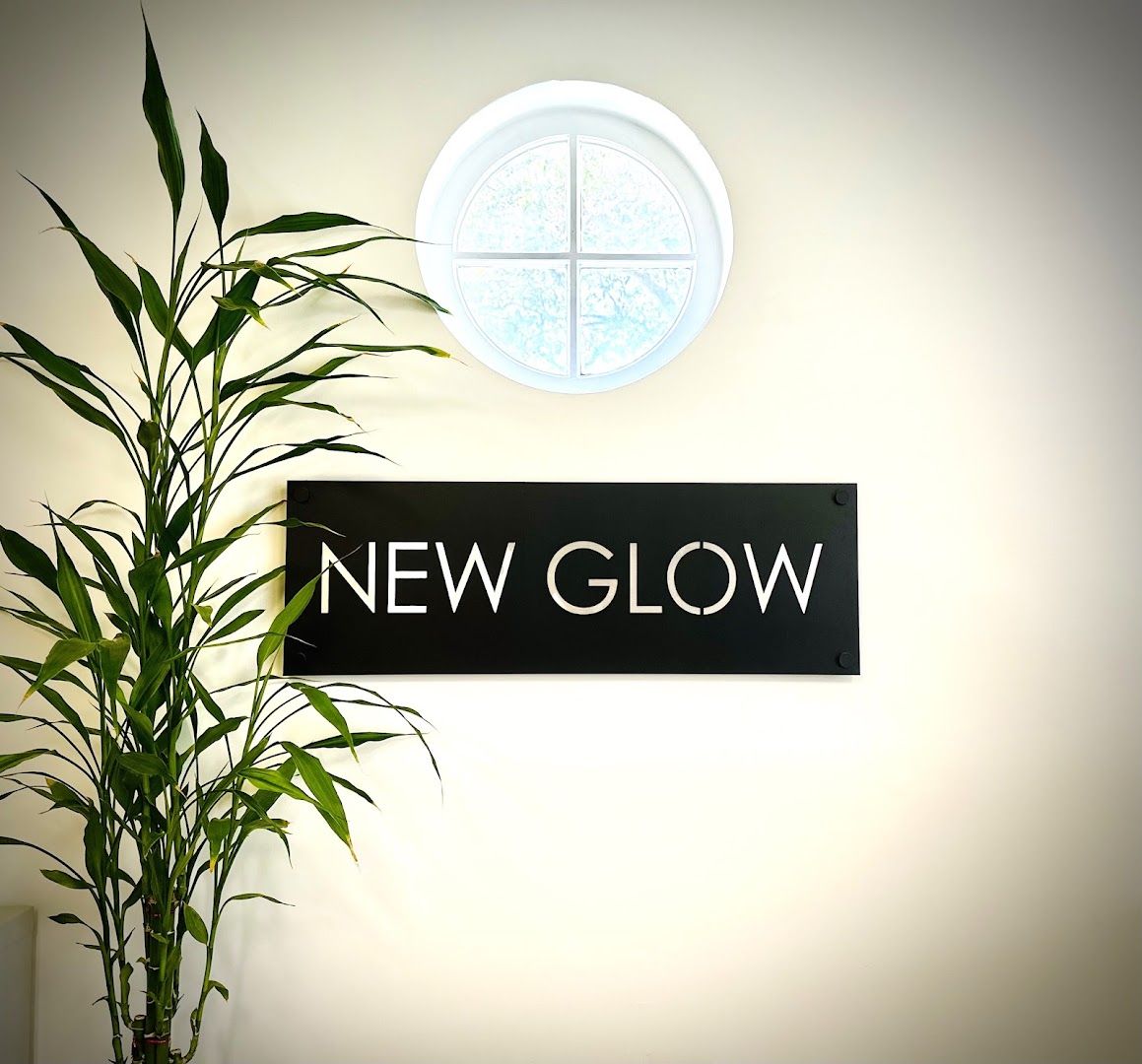 New Glow in Los Angeles, CA