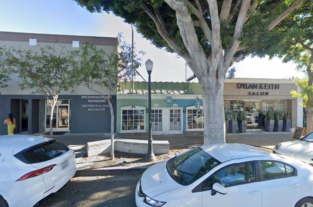 Magnolia Skin Center in Burbank, CA